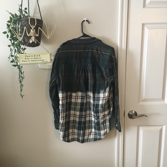 Urban Outfitters Dip-Dyed Flannel - Picture 2 of 3